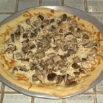 Pizza s gljivama