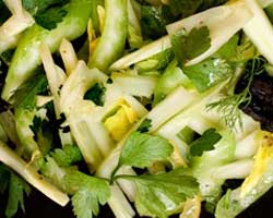 Salata s trakicama celera