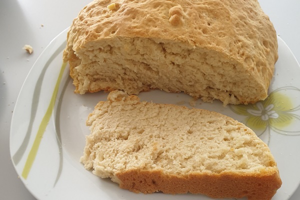 Domaći kruh bez kvasca (pogača)