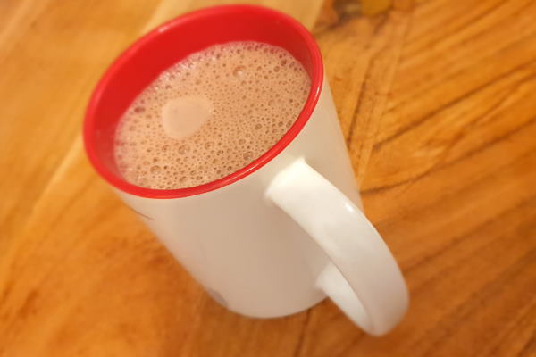 Topli kakao napitak s mlijekom