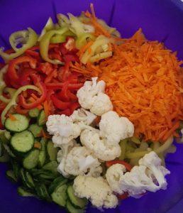Miješana (šarena) salata – zimnica